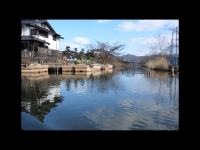 冬の散歩道　松江城堀川